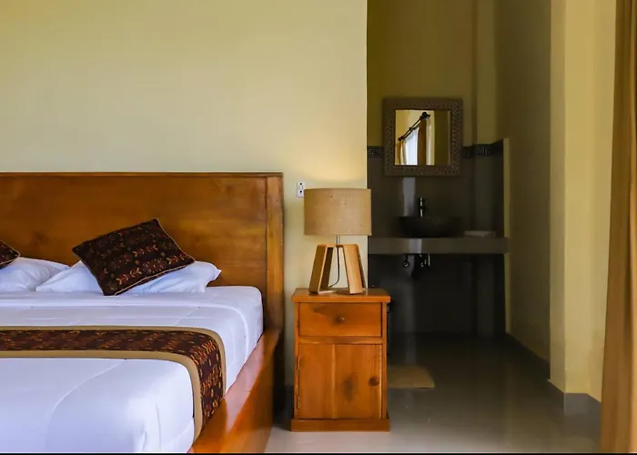 Big Stone House R4 - Premium Location, 6 Min Center - Shared Pool 3* Ubud (Bali)
